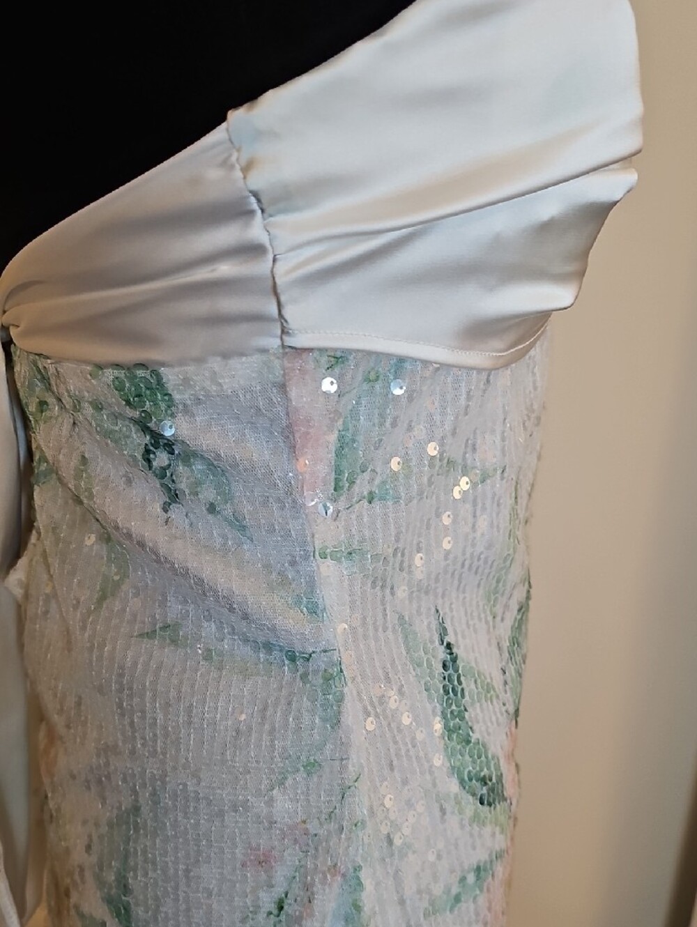 Strapless White Sequin Floral Mini Dress - Picture 5 of 8